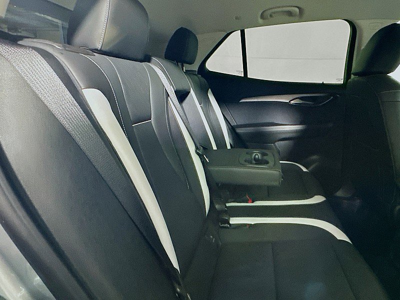 Used 2025 Buick Envision Sport Touring image 27