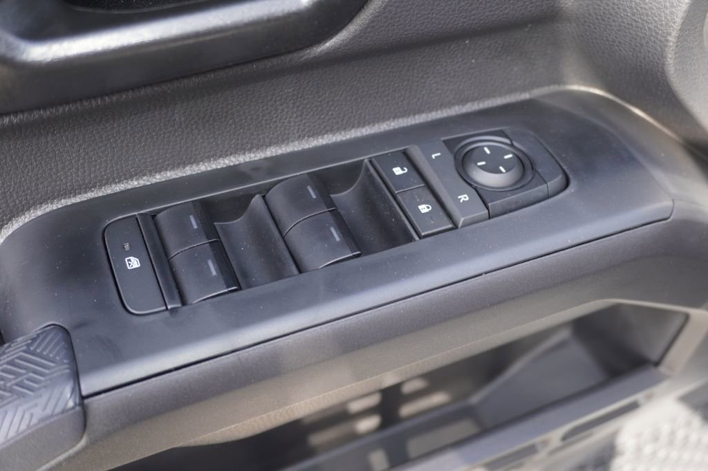Certified 2026 Toyota Tacoma SR5 image 11