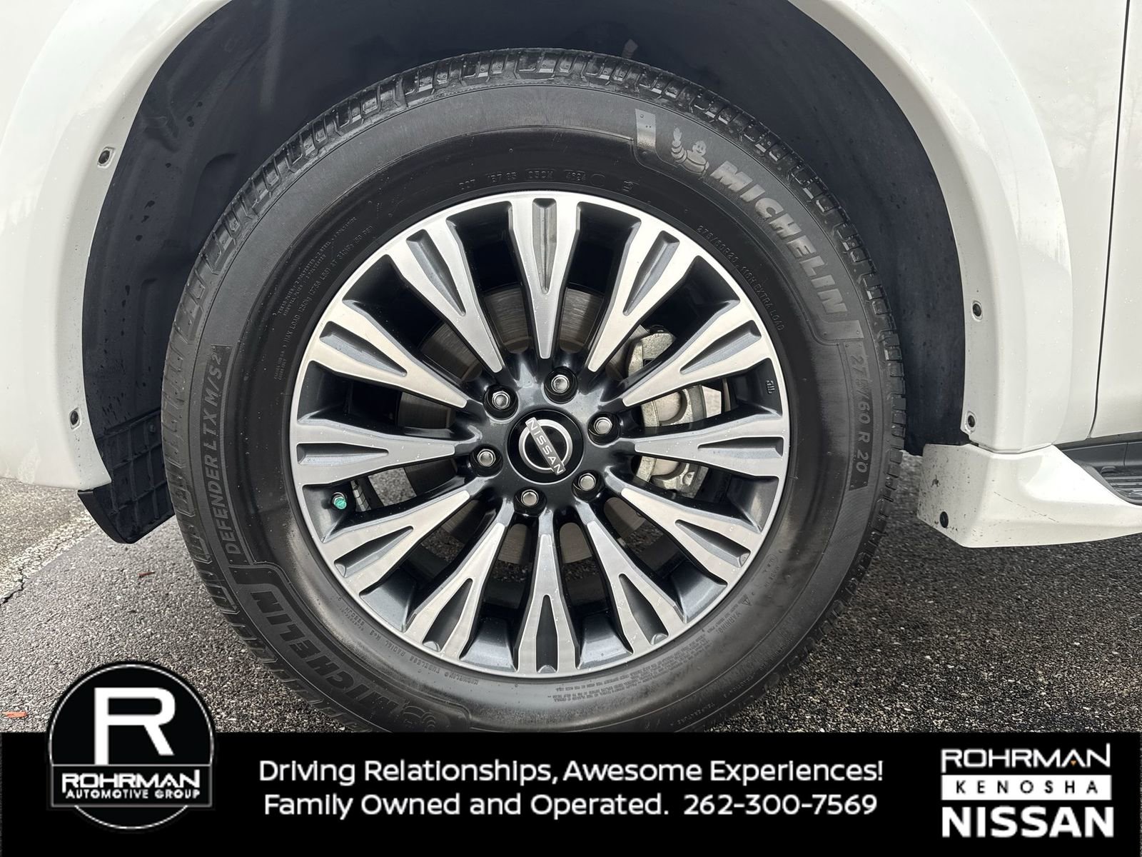 Used 2022 Nissan Armada SL w/ Midnight Edition Package image 10