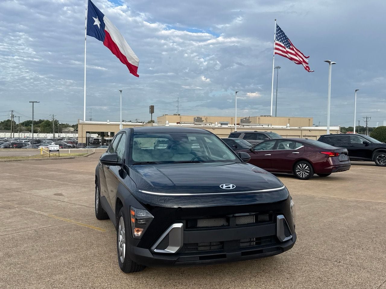 Used 2026 Hyundai Kona SE FWD image 3
