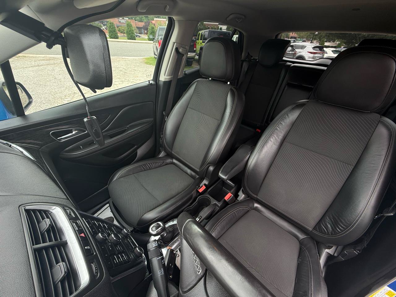 Used 2013 Buick Encore AWD image 18
