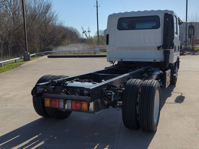 New 2025 Chevrolet Low Cab Forward 5500XD image 3