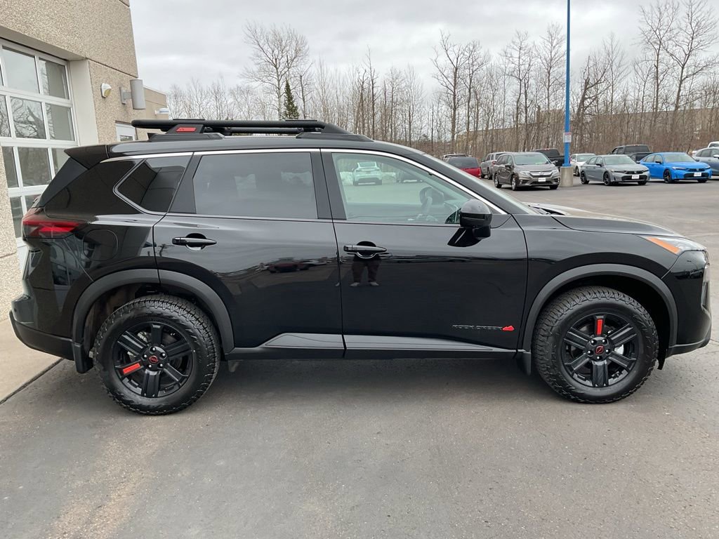 Used 2025 Nissan Rogue SV w/ Rock Creek Premium Package image 4