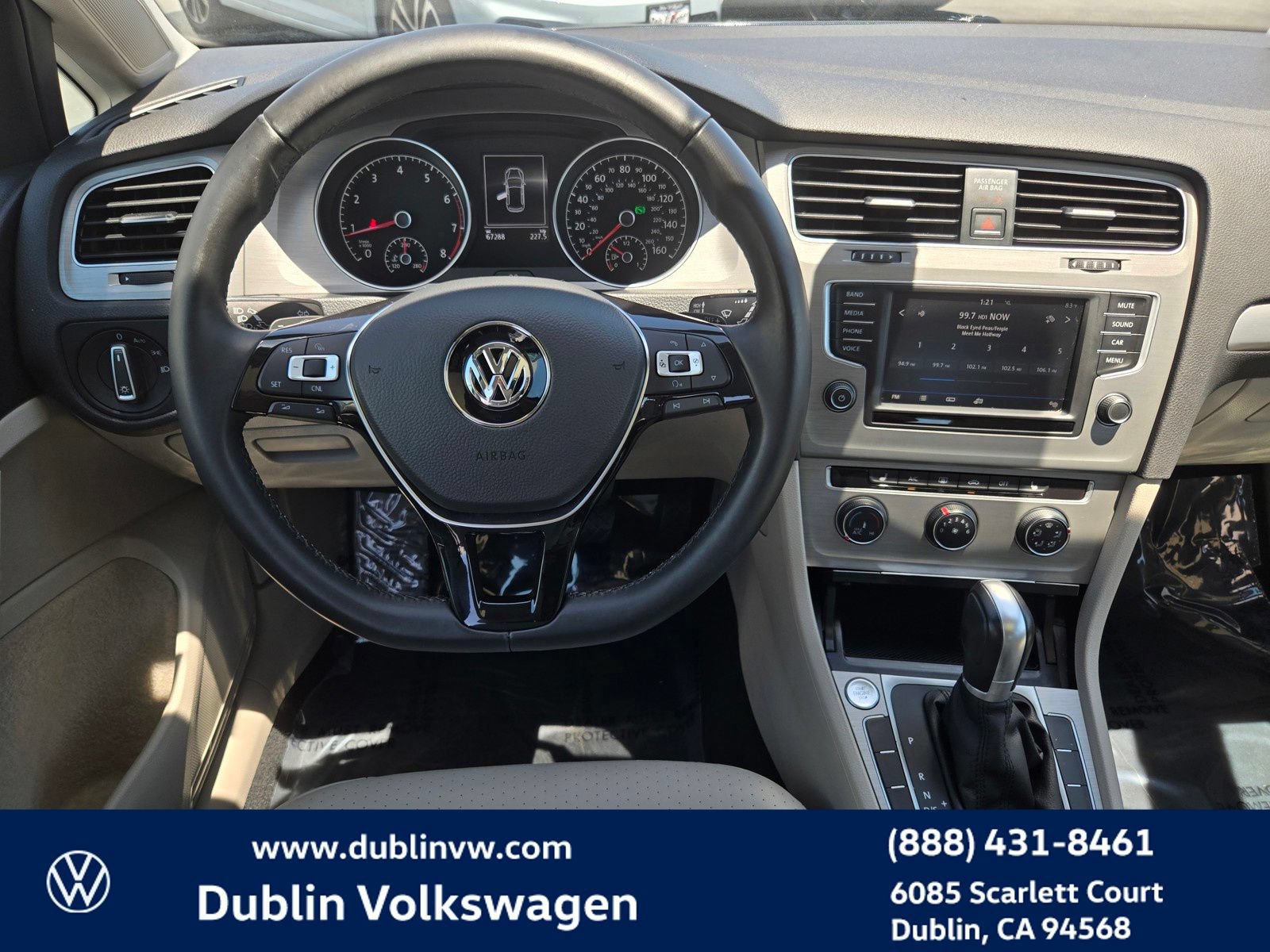 Used 2017 Volkswagen Golf SEL FWD image 12