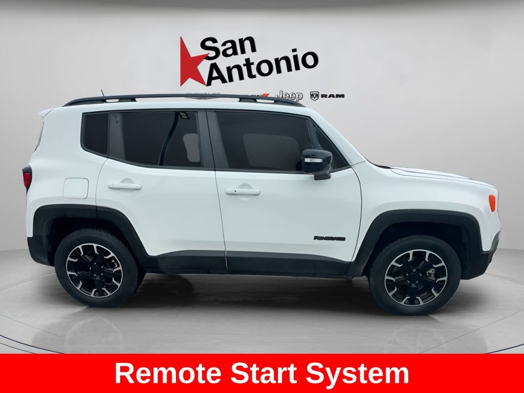 Certified 2023 Jeep Renegade Latitude AWD/4WD image 16