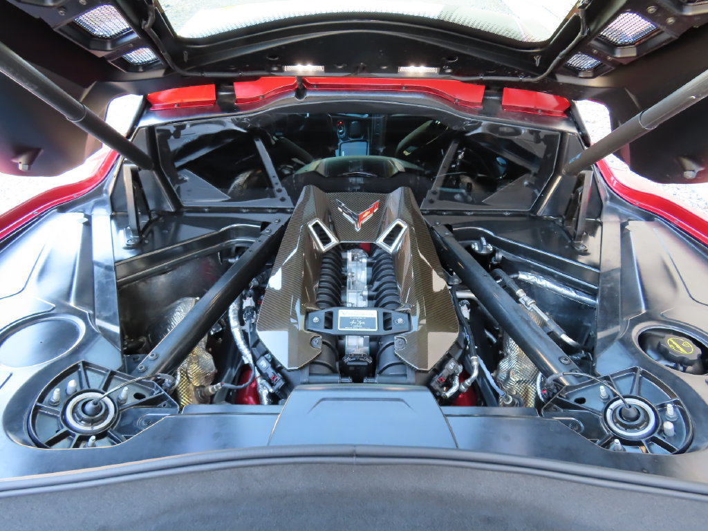 Certified 2024 Chevrolet Corvette Z06 w/ Z07 Performance Package RWD image 16