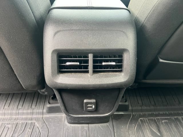 Used 2020 GMC Terrain SLE w/ Driver Convenience Package FWD image 14