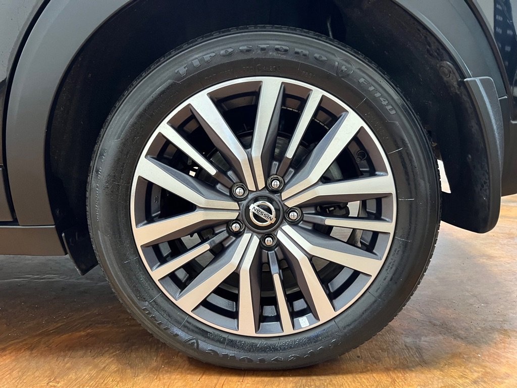 Used 2021 Nissan Kicks SV FWD image 11
