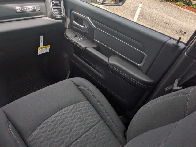 New 2026 RAM 3500 Big Horn AWD/4WD image 17