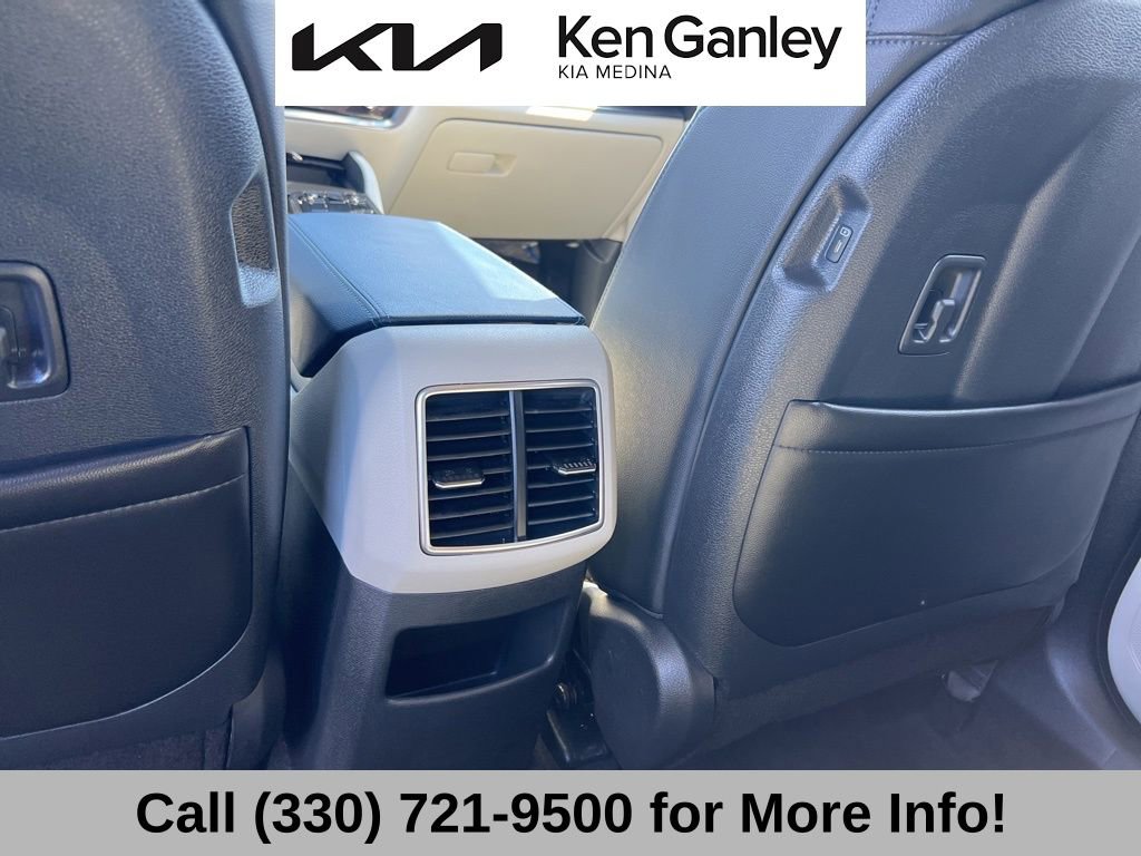 Certified 2025 Kia Sportage EX image 45