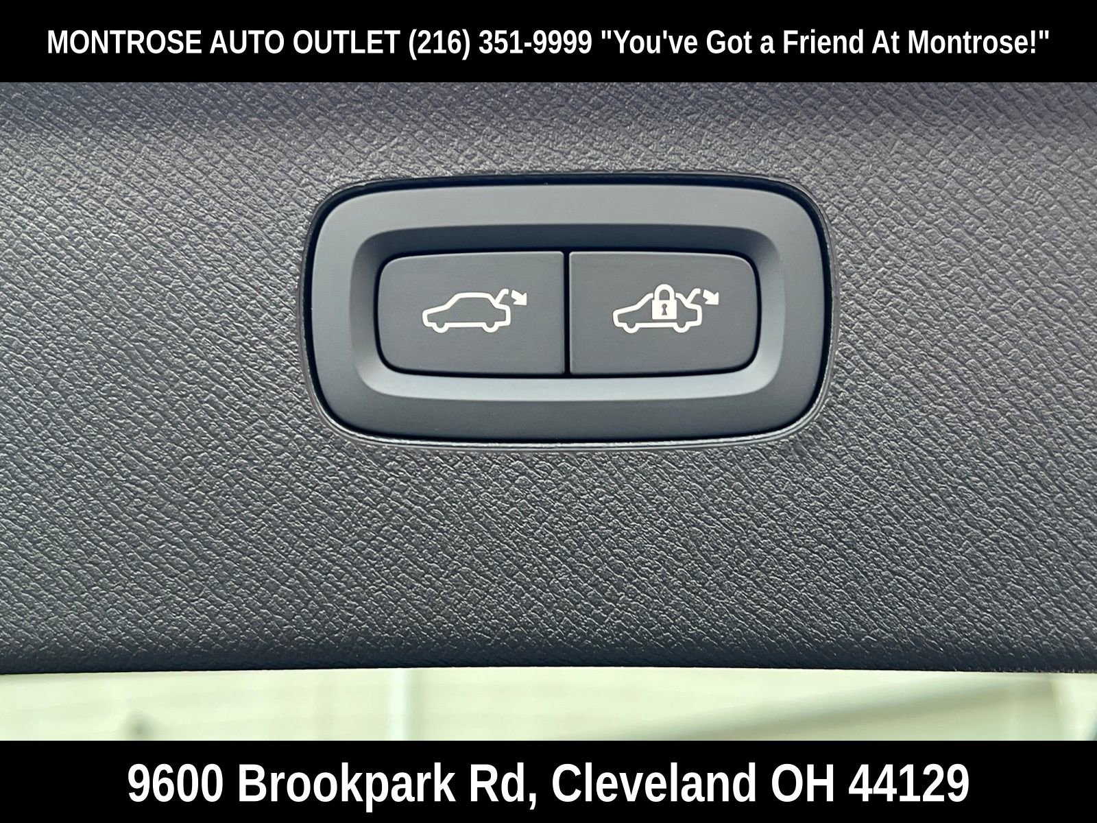 New 2026 Volvo XC90 B6 Plus w/ Protection Package Premier image 41