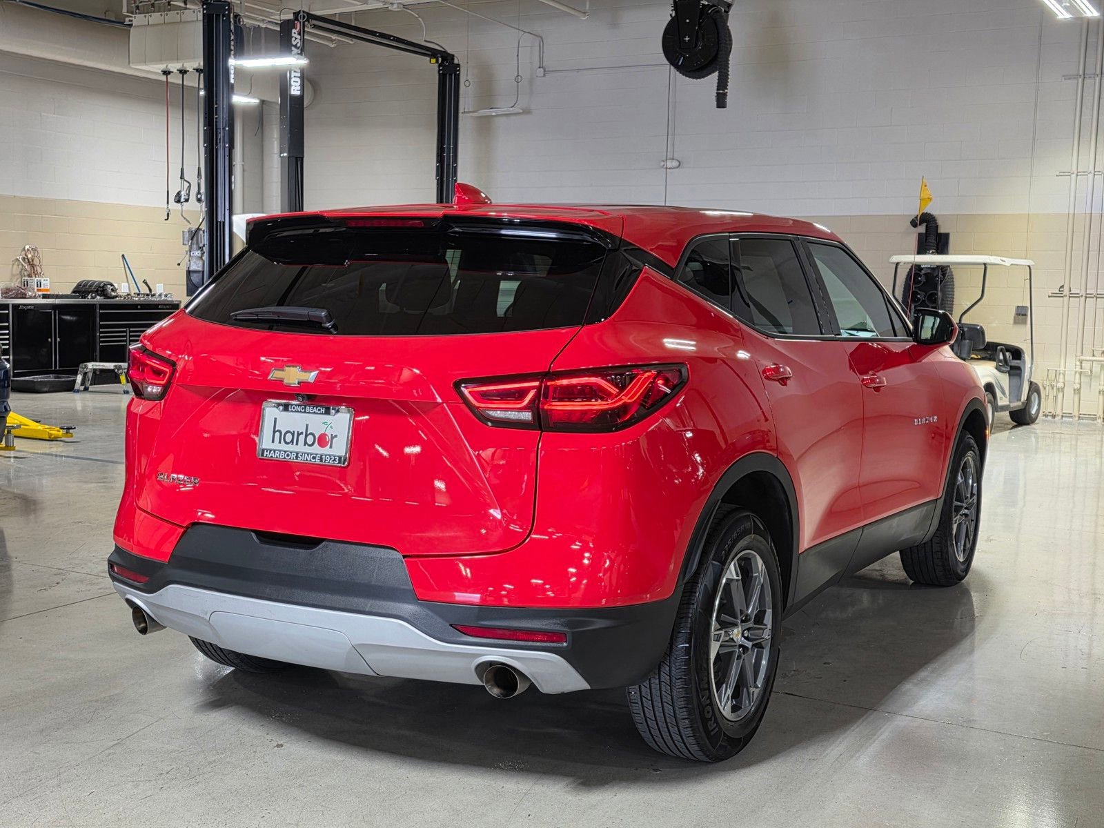 Used 2025 Chevrolet Blazer LT image 7