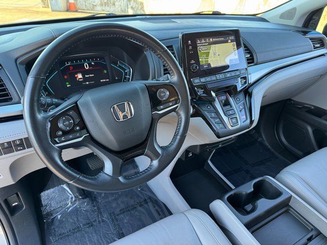 Used 2022 Honda Odyssey Touring image 3