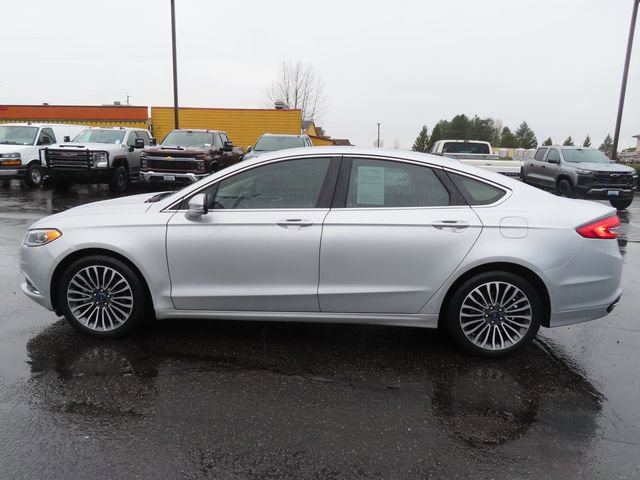Used 2018 Ford Fusion SE w/ Fusion SE Technology Package image 4