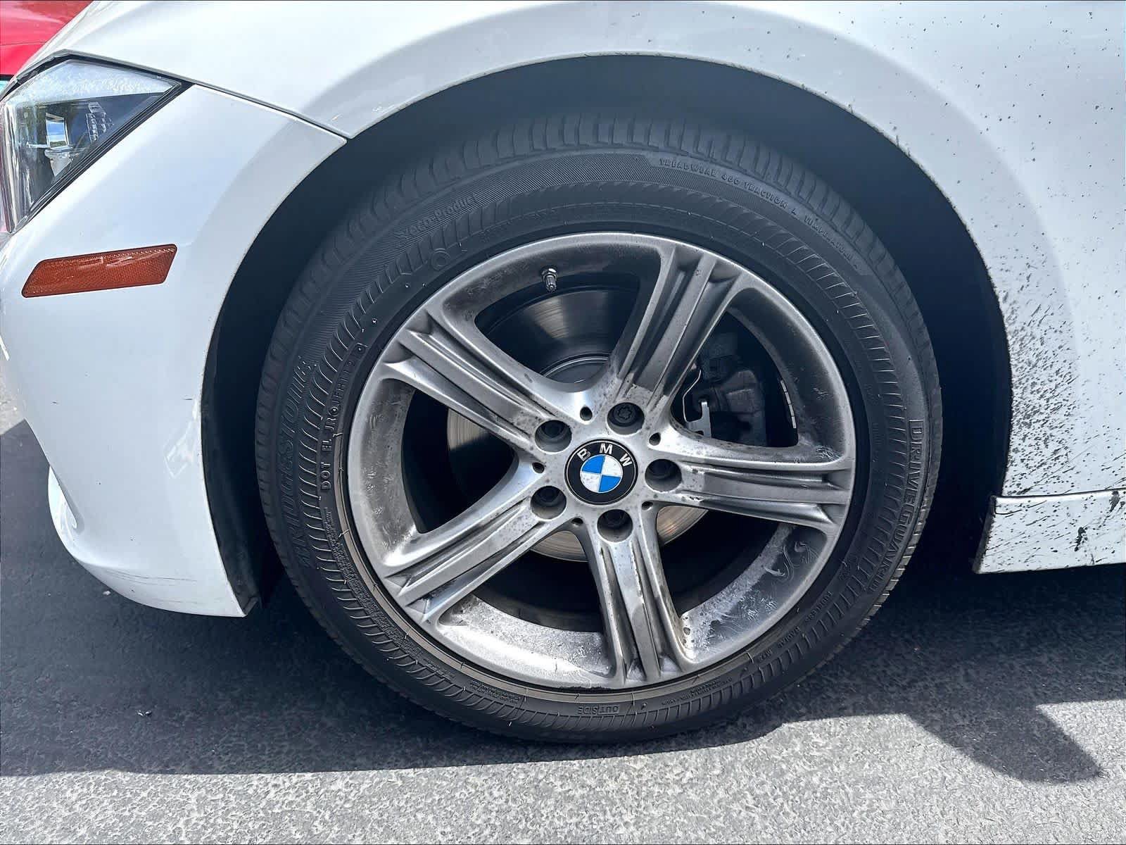 Used 2015 BMW 328i Sedan RWD image 32