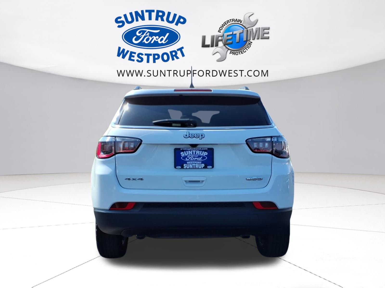 Used 2025 Jeep Compass Latitude image 25