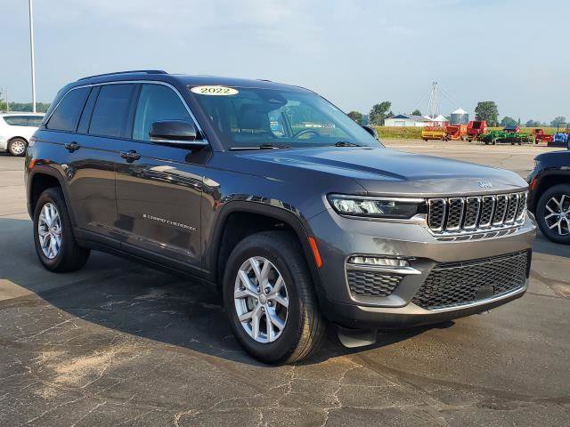 Used 2022 Jeep Grand Cherokee Limited image 2