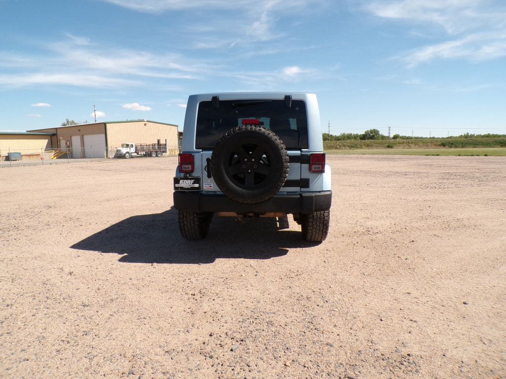 Used 2012 Jeep Wrangler Sahara AWD/4WD image 8