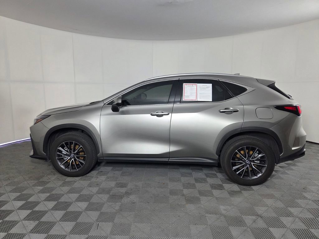 Used 2024 Lexus NX 250 FWD image 9