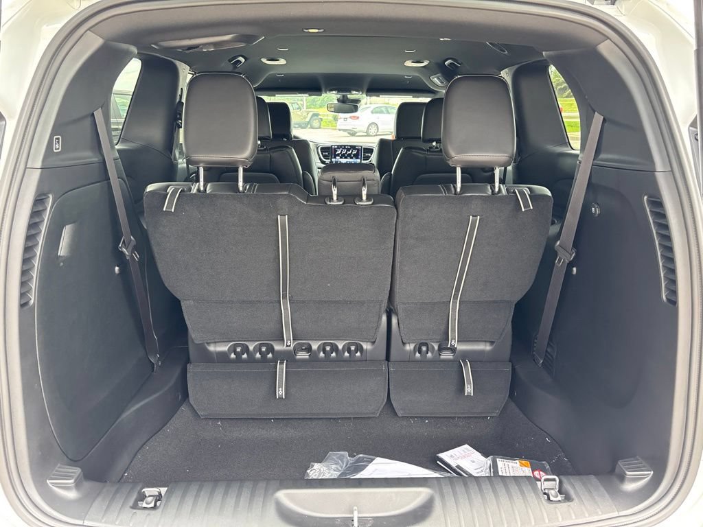 New 2027 Chrysler Pacifica Select FWD image 37