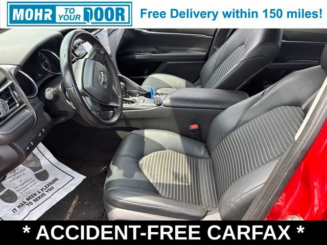 Used 2020 Toyota Camry SE w/ Convenience Package FWD image 14
