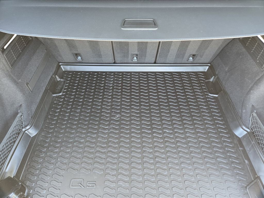 Certified 2023 Audi SQ5 Premium Plus w/ Premium Plus Package image 42