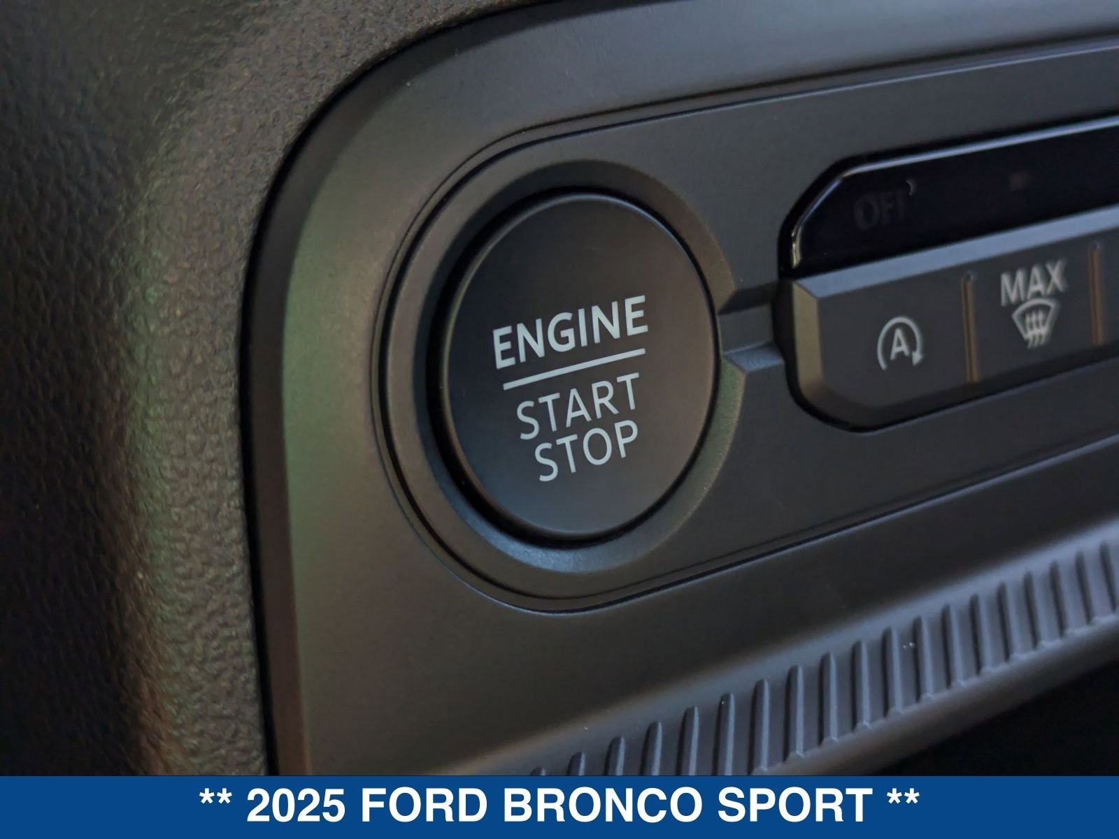 New 2025 Ford Bronco Sport Big Bend w/ Black Appearance Package image 33