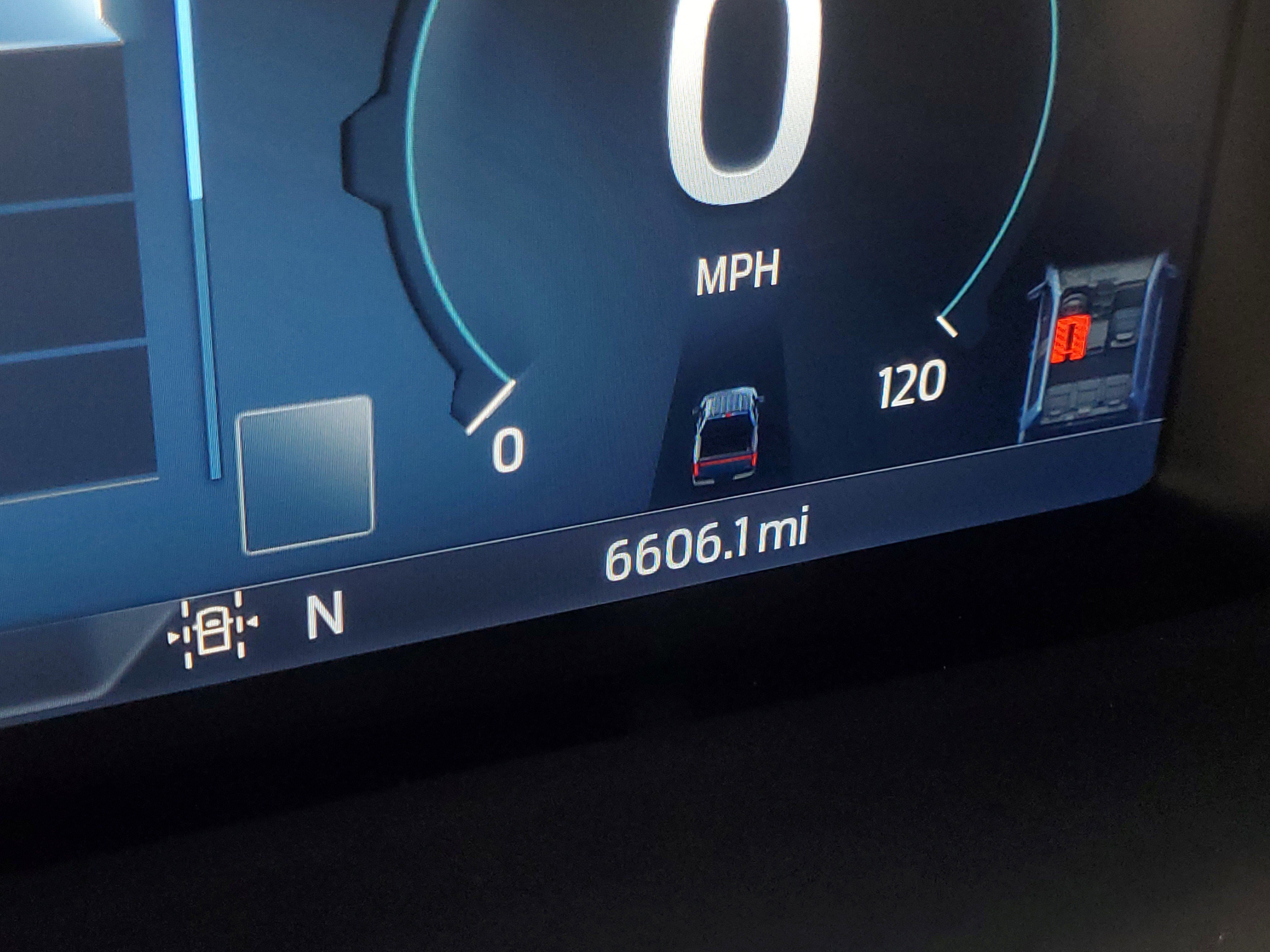 Used 2025 Ford F150 Lightning Flash AWD/4WD image 25