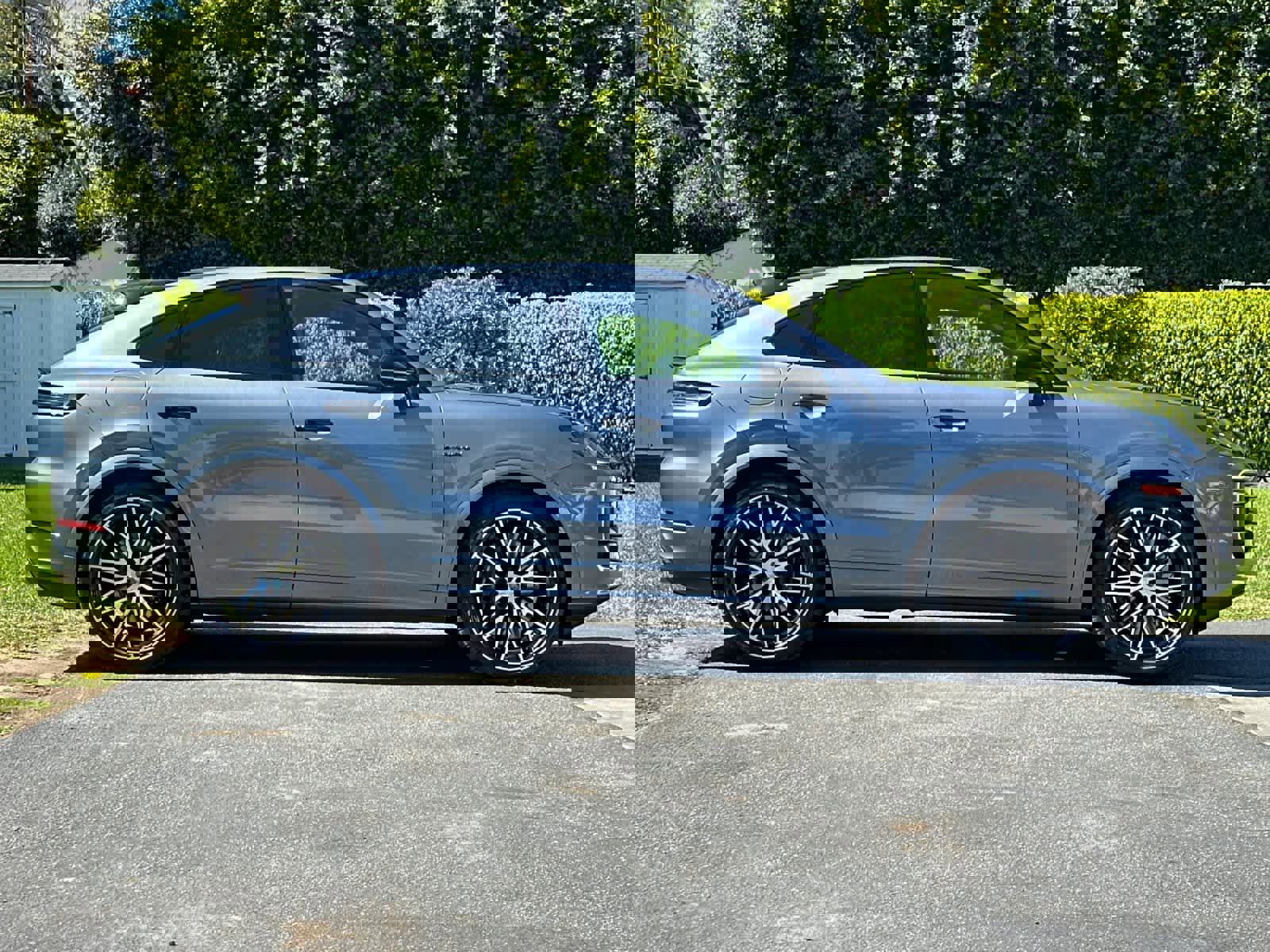 New 2026 Porsche Cayenne Turbo AWD/4WD image 9