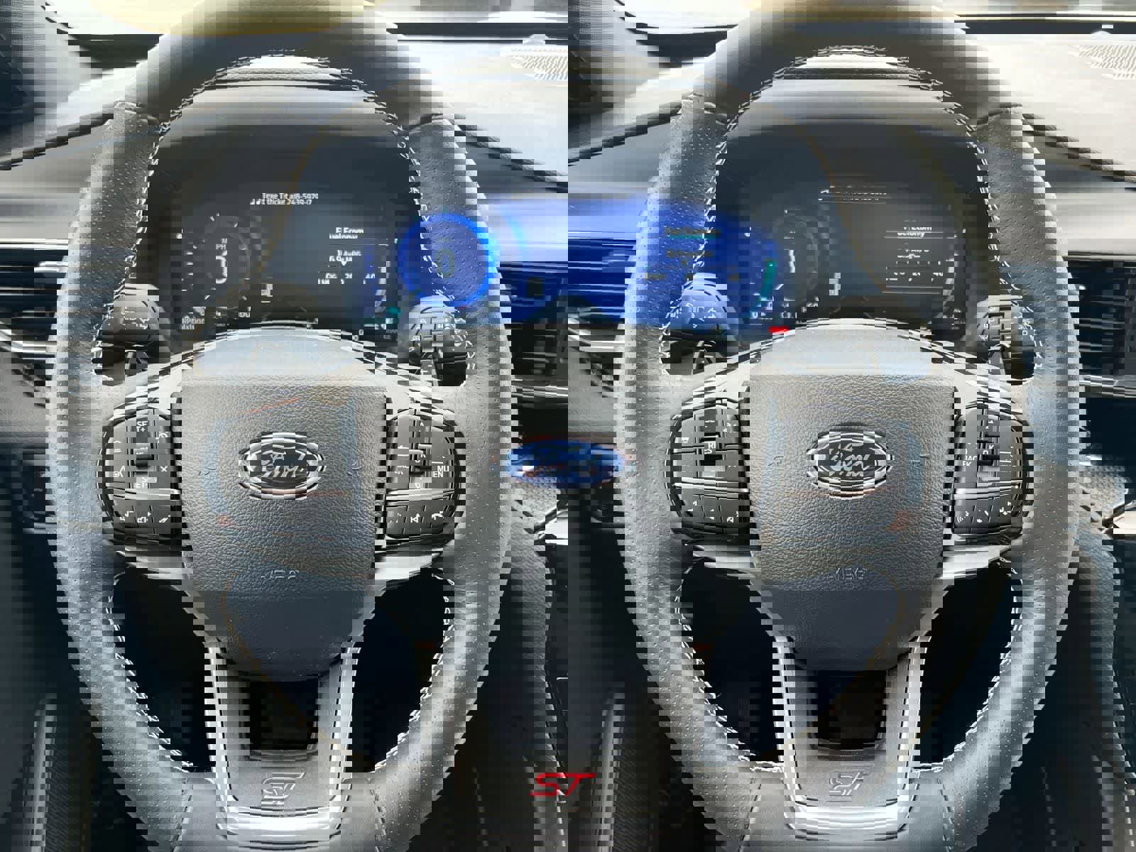 Used 2024 Ford Explorer ST w/ Equipment Group 401A image 22