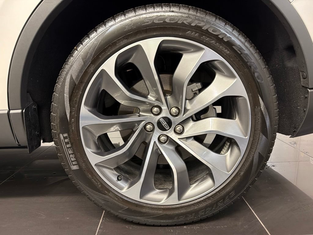 Certified 2025 Lincoln Aviator Reserve w/ Illumination Package AWD/4WD image 7