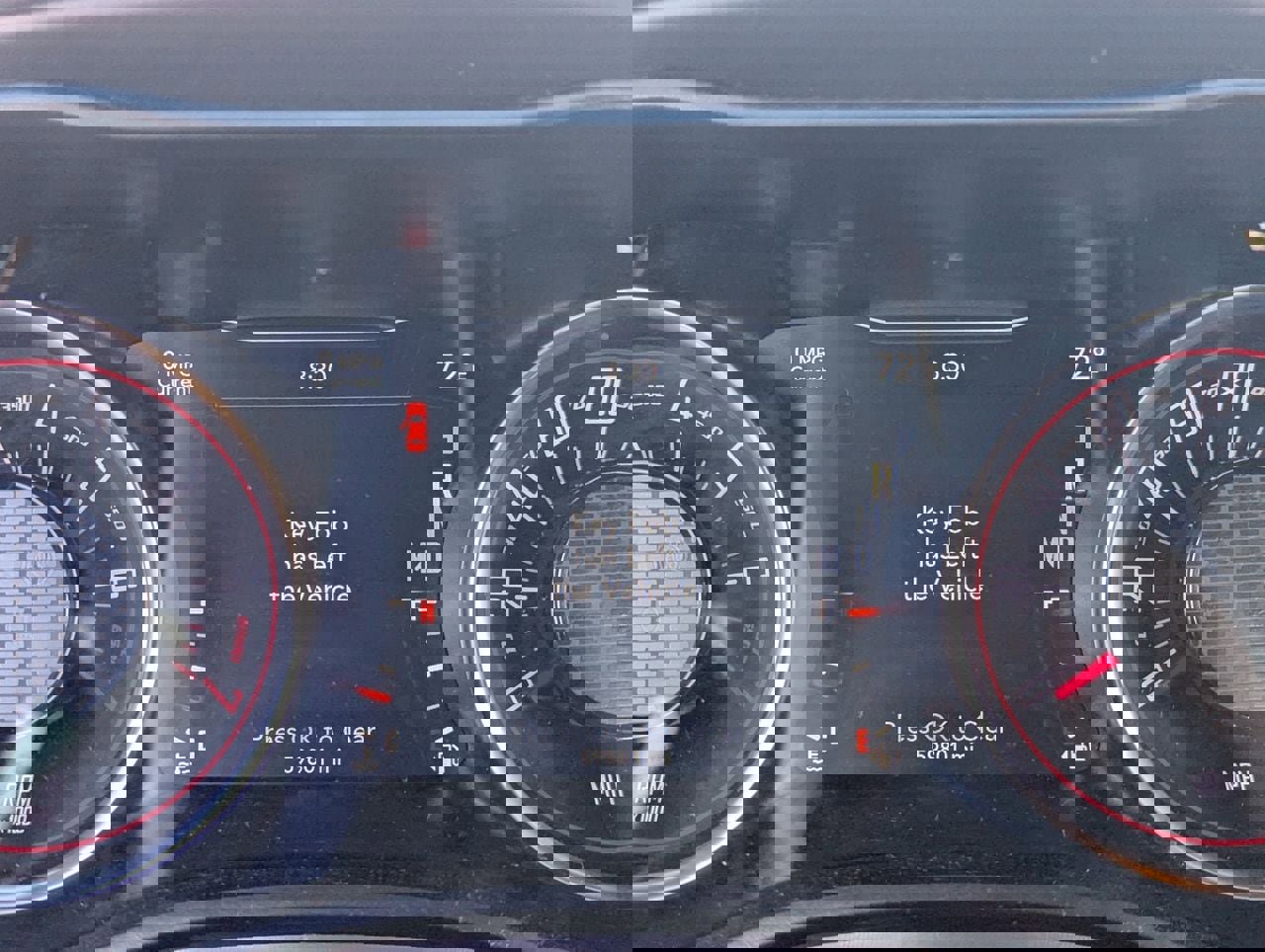 Used 2023 Dodge Challenger SXT image 29