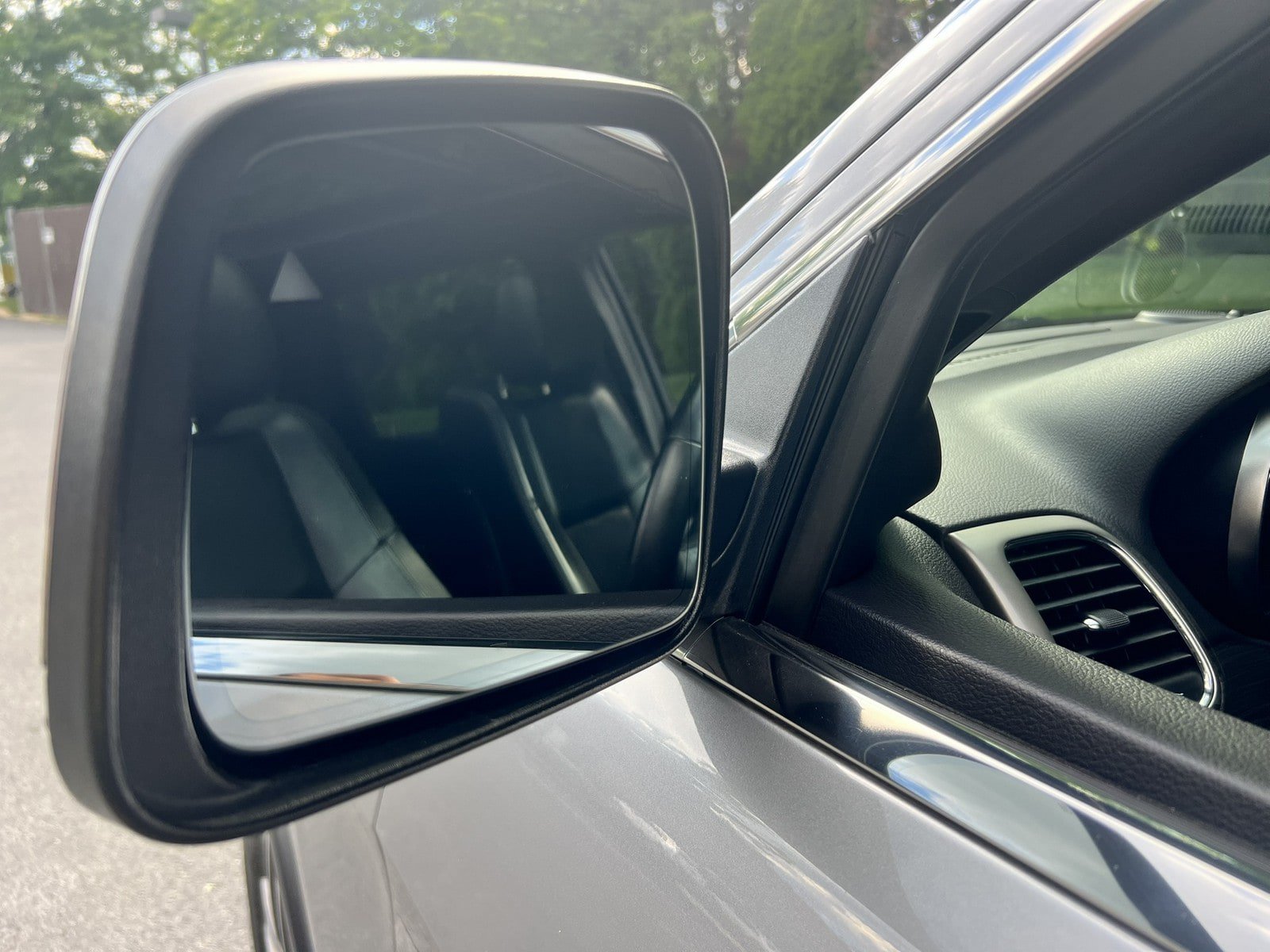 Used 2019 Jeep Grand Cherokee Limited w/ Luxury Group II AWD/4WD image 74
