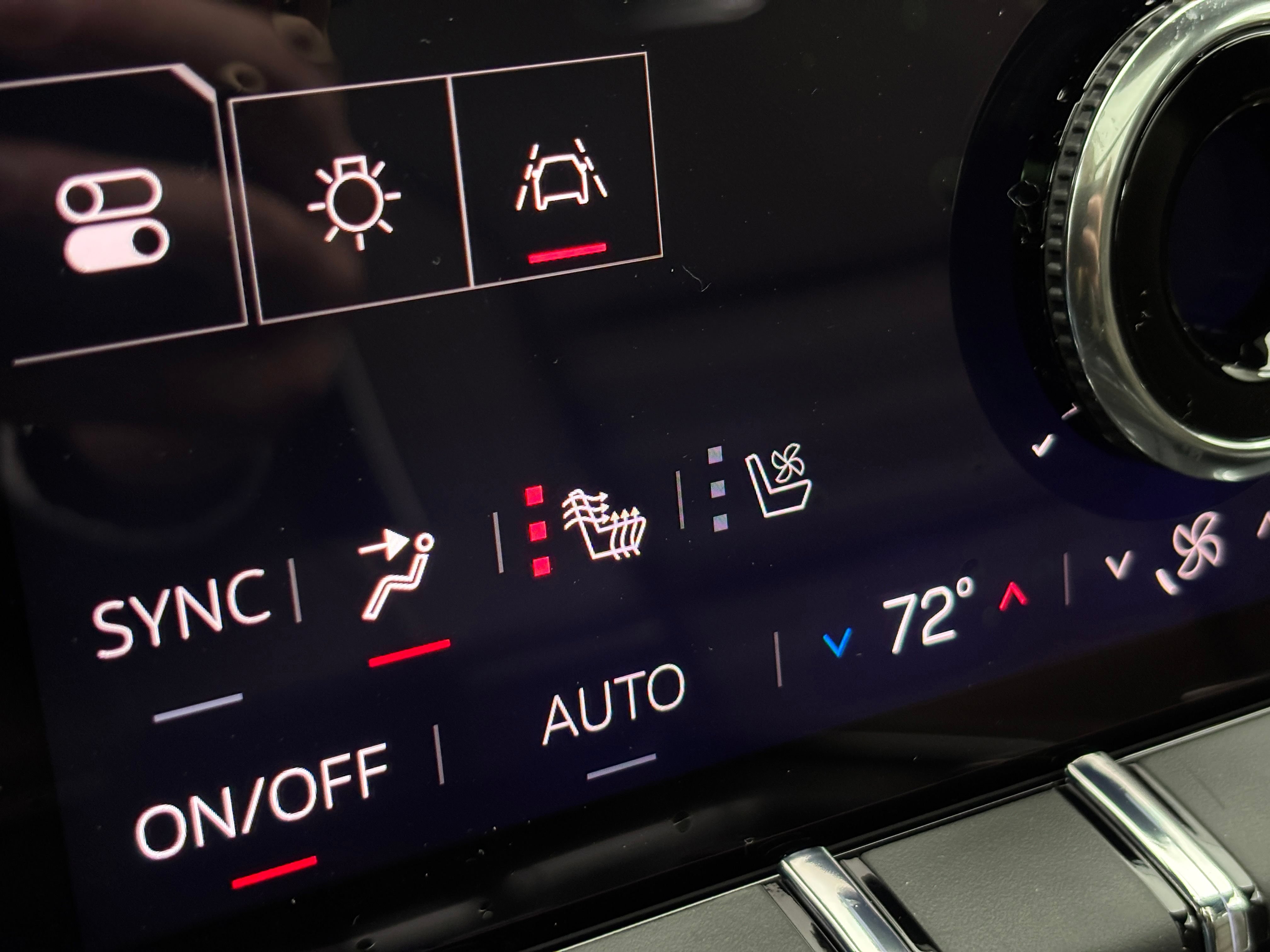 New 2027 GMC Acadia Denali Ultimate w/ LPO, Floor Liner Package AWD/4WD image 7