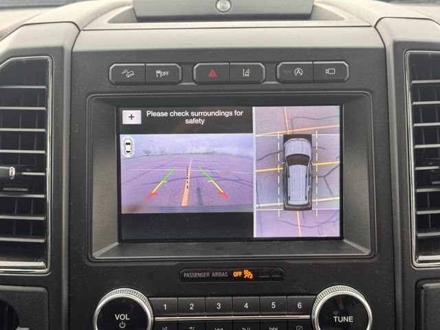 Used 2019 Ford Expedition Limited w/ Equipment Group 302A AWD/4WD image 24