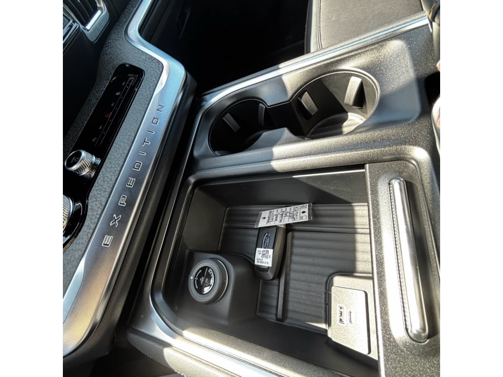 New 2027 Ford Expedition Tremor AWD/4WD image 39