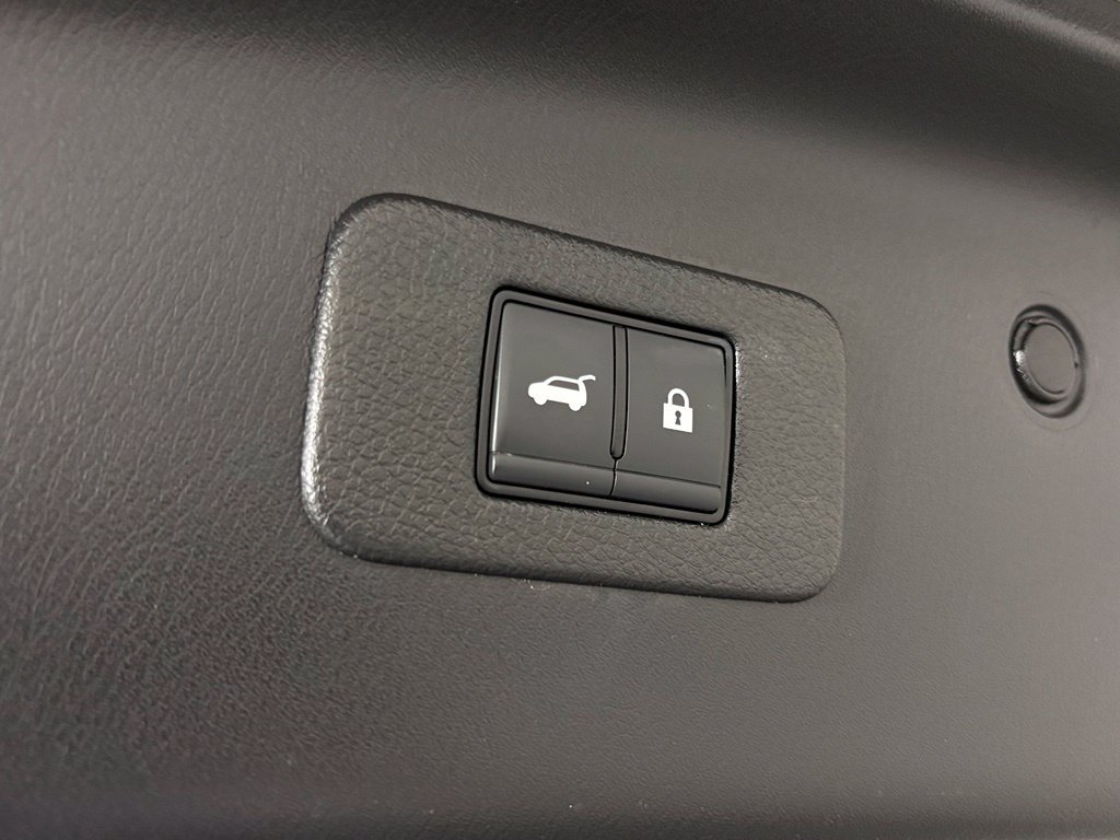 Certified 2024 Nissan Armada SL w/ Captain's Chairs Package RWD image 38