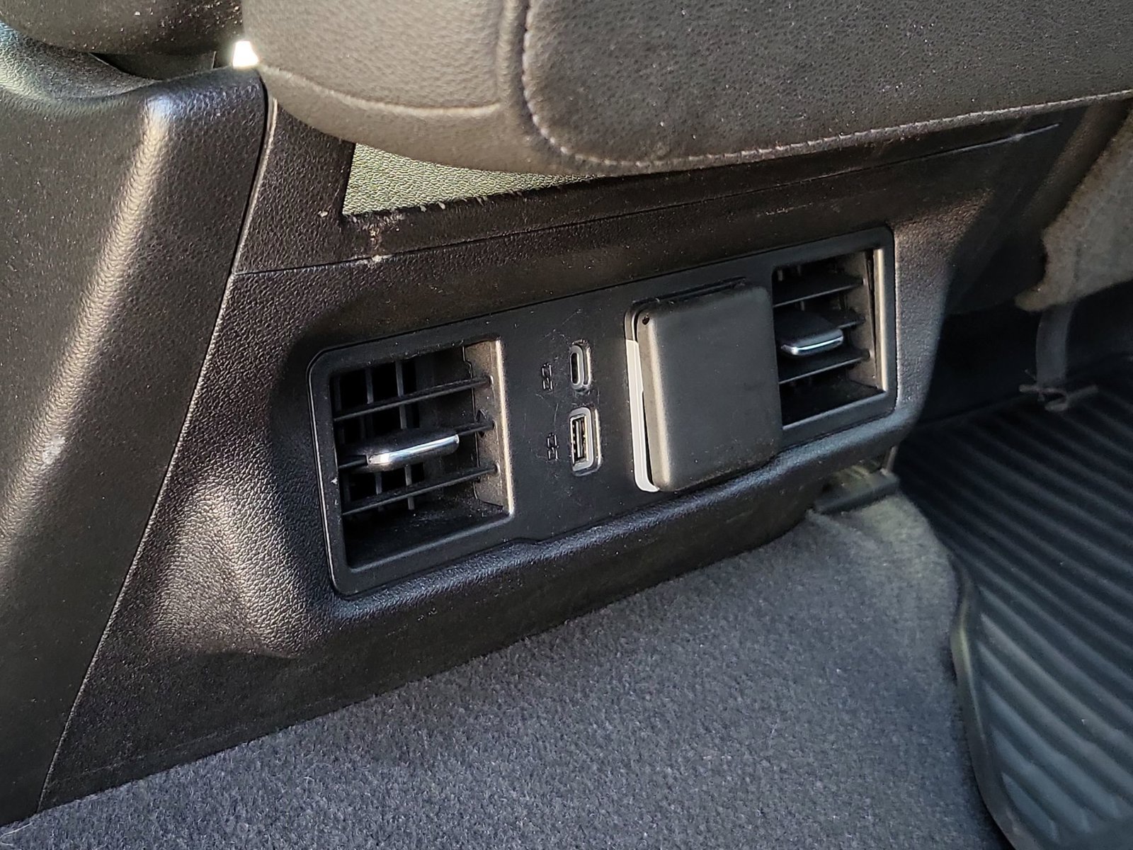 Used 2023 Chevrolet Silverado 1500 LT RWD image 20