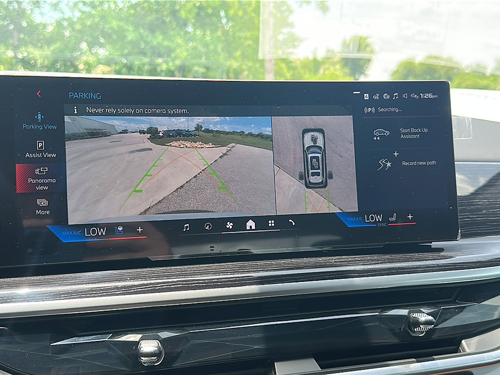 New 2026 BMW X7 M60i image 23