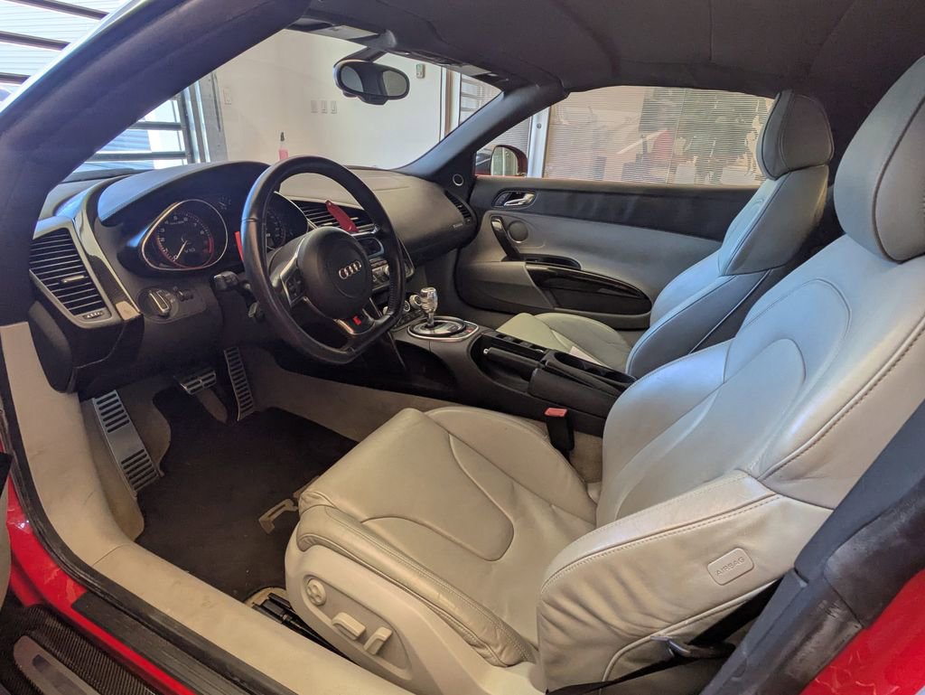 Used 2011 Audi R8 V10 AWD/4WD image 35