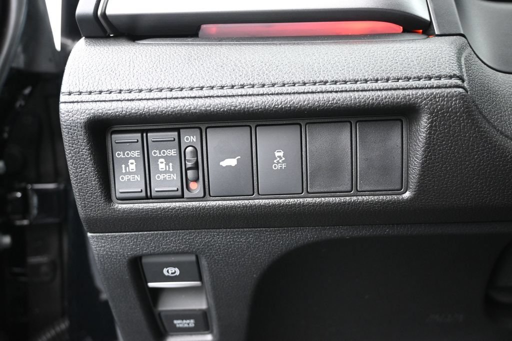 Certified 2025 Honda Odyssey Sport-L image 22