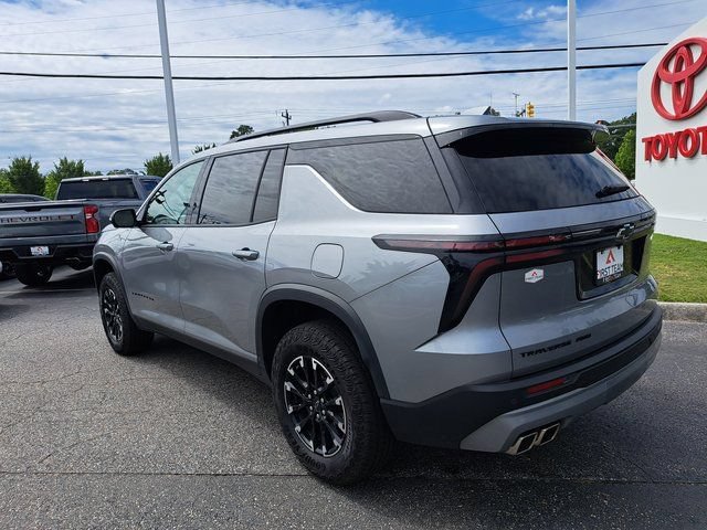 Used 2025 Chevrolet Traverse Z71 w/ Driver Confidence Package AWD/4WD image 10