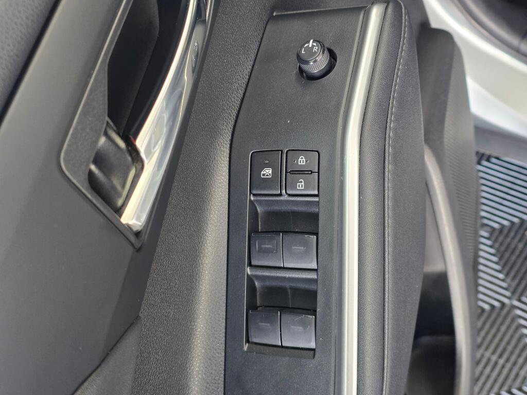 Used 2024 Toyota Highlander XSE image 20