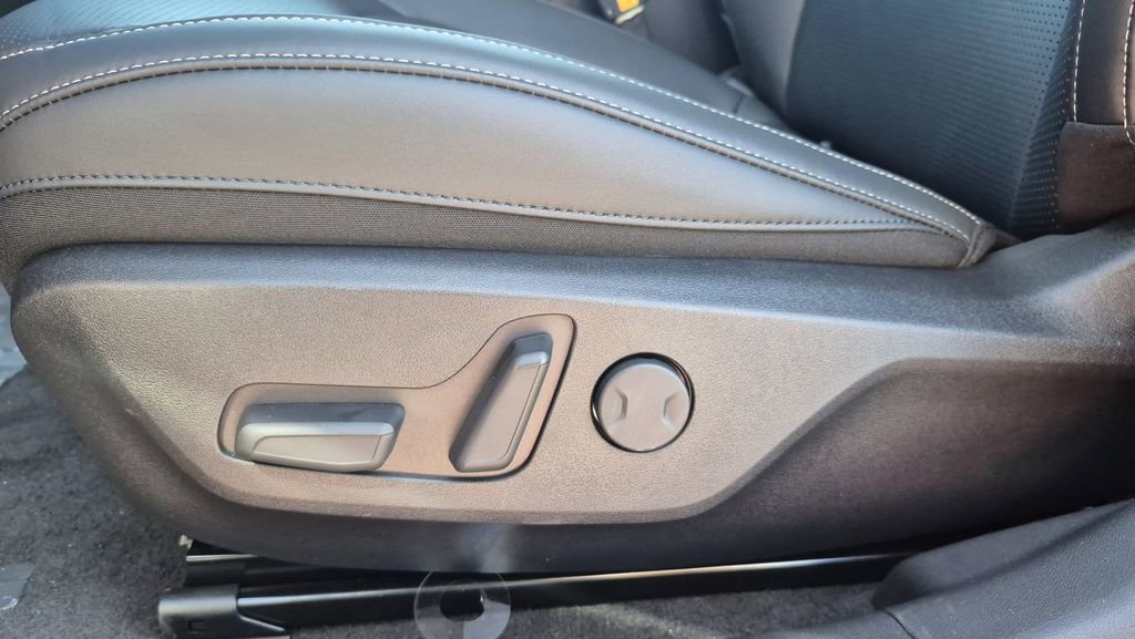 New 2025 Kia EV6 Wind image 11