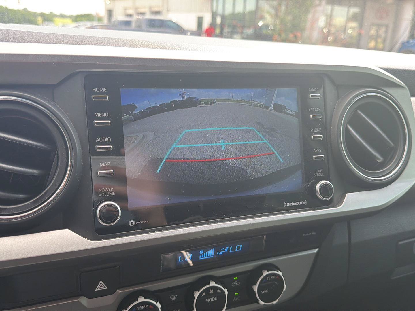 Used 2022 Toyota Tacoma SR5 RWD image 28