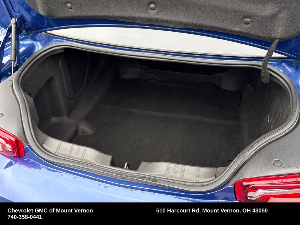 Used 2021 Chevrolet Camaro LT RWD image 24