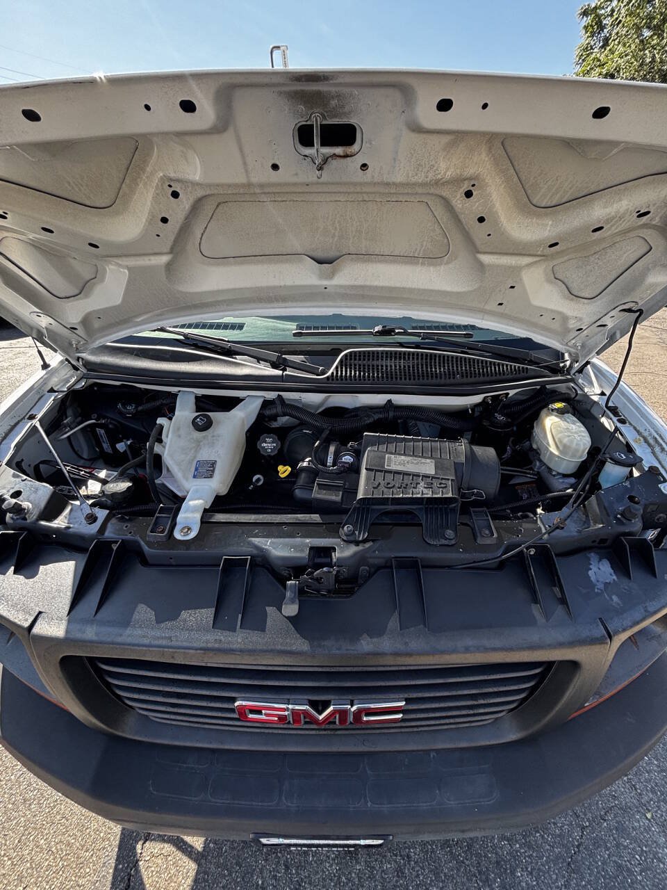 Used 2014 GMC Savana 3500 RWD image 31