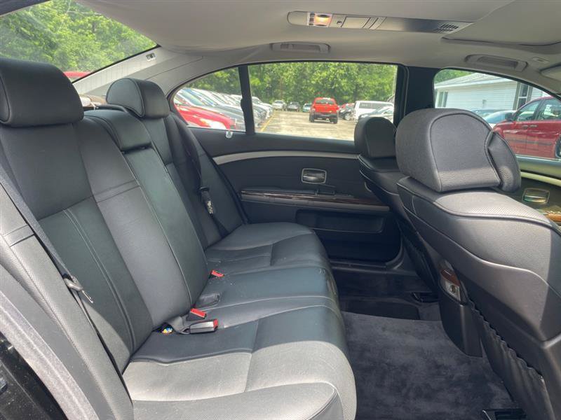Used 2004 BMW 745Li RWD image 13