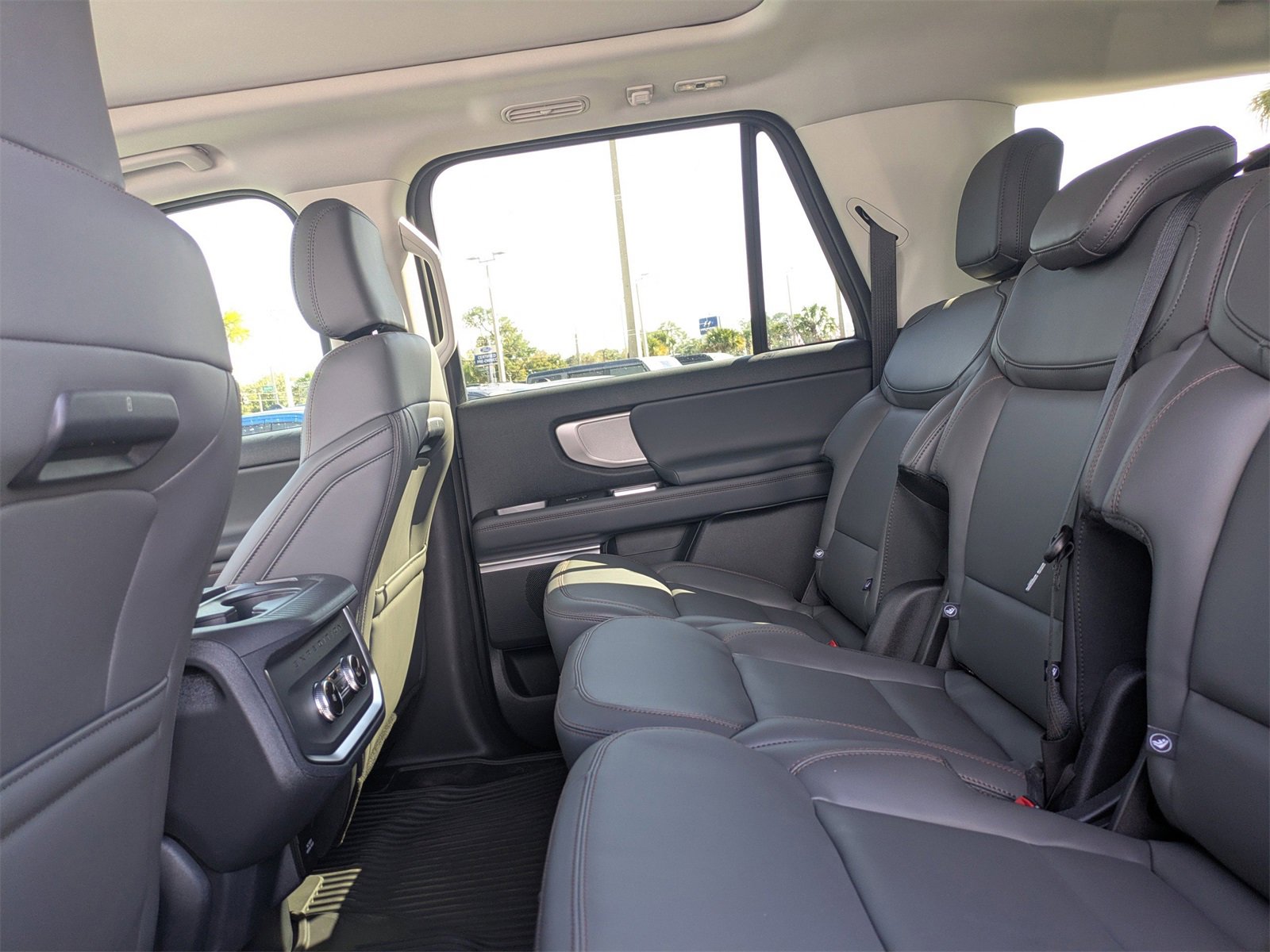 New 2025 Ford Expedition Max Active image 18