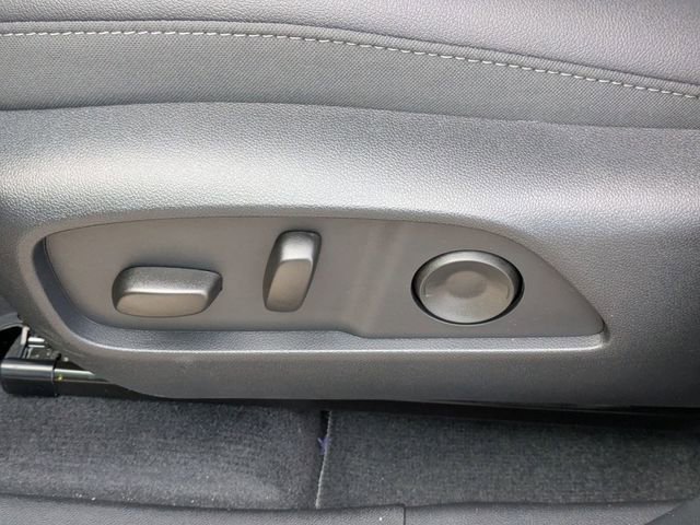 New 2026 Chevrolet Equinox LT AWD/4WD image 12